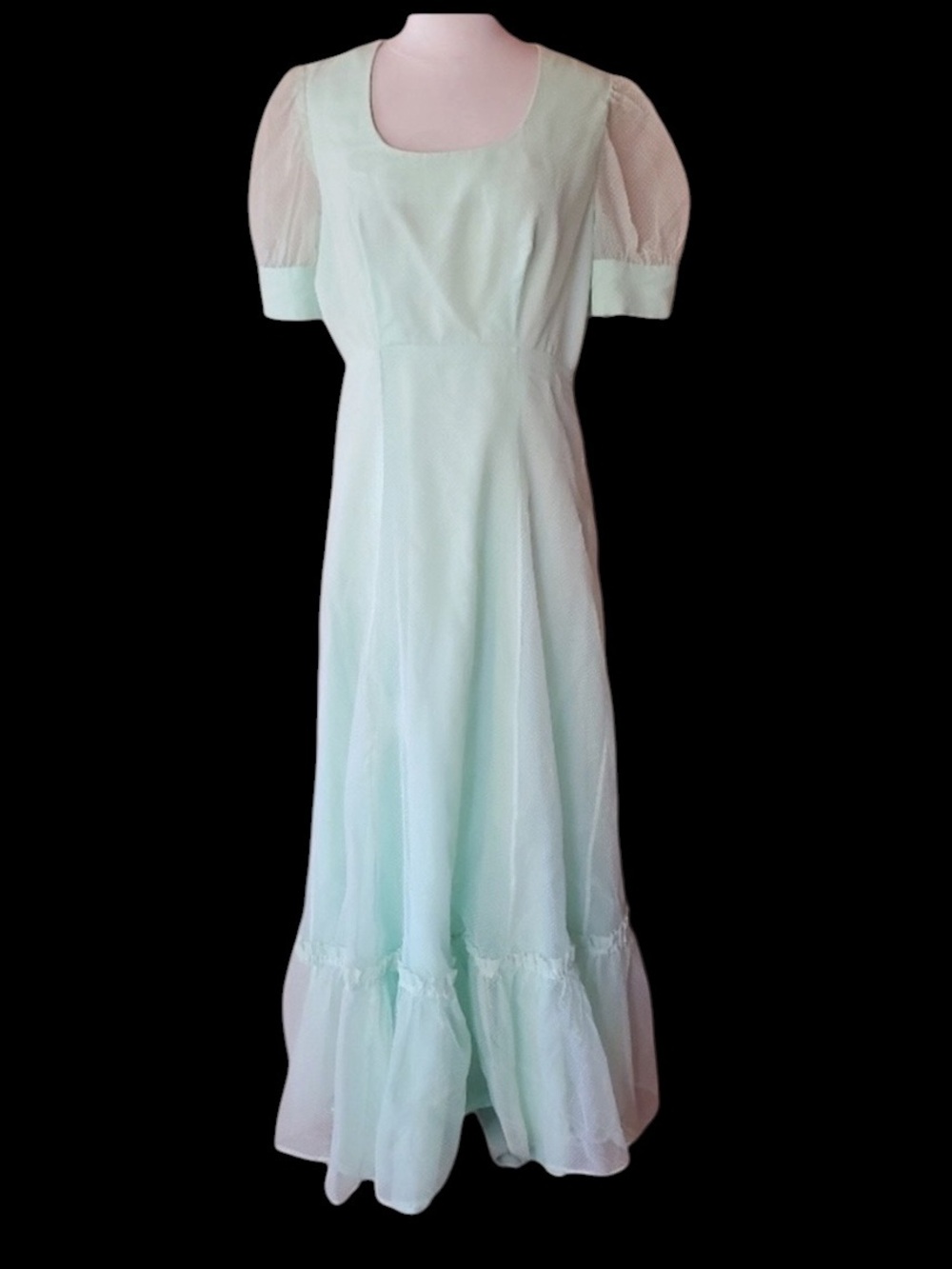 1970s Pale Green & Polka Dot Prairie‎ Cottagecore Dress